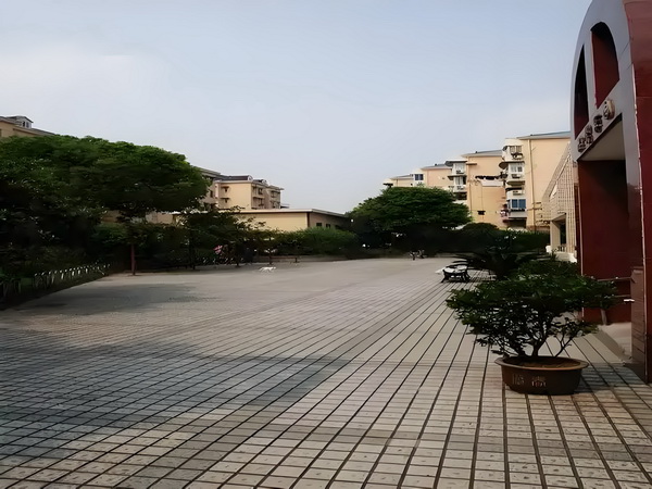 《风骚律师》主演想暴打马里奥：把他的胡子撕下来